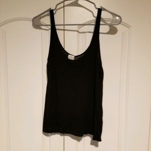 🌻 tank top  ( 3 for 10 or regular price)